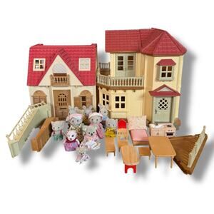 Lot Calico Critters Sylvanian Families 2 Houses Furniture Accessories 10 Figures